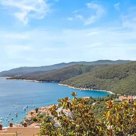 Apartment Sea View In *