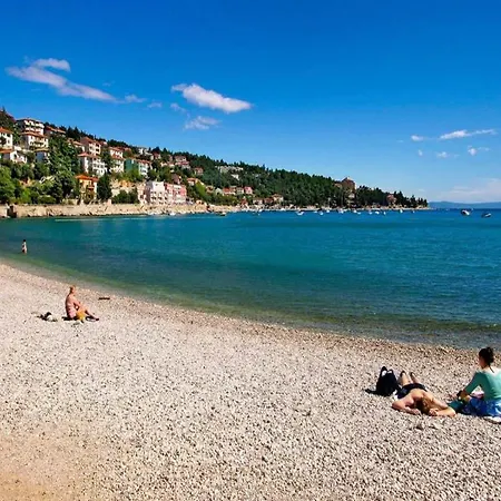 아파트 Sea View In 라벡