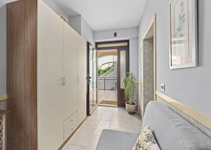 Sea View In Appartement